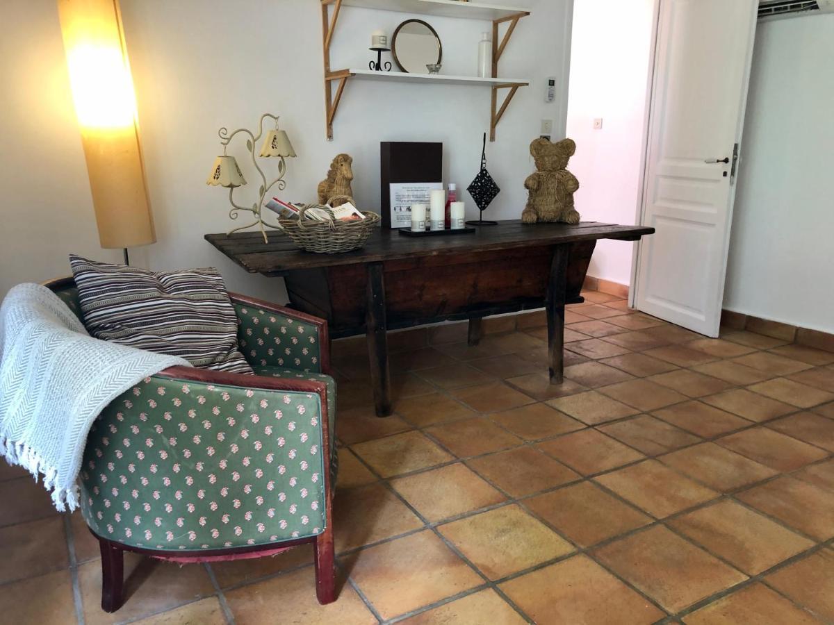 Mas Du Pont De Laute Villa Le Cailar Dış mekan fotoğraf