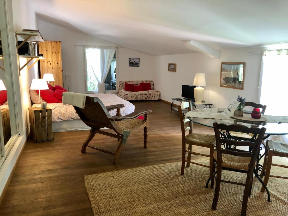 Mas Du Pont De Laute Villa Le Cailar Dış mekan fotoğraf