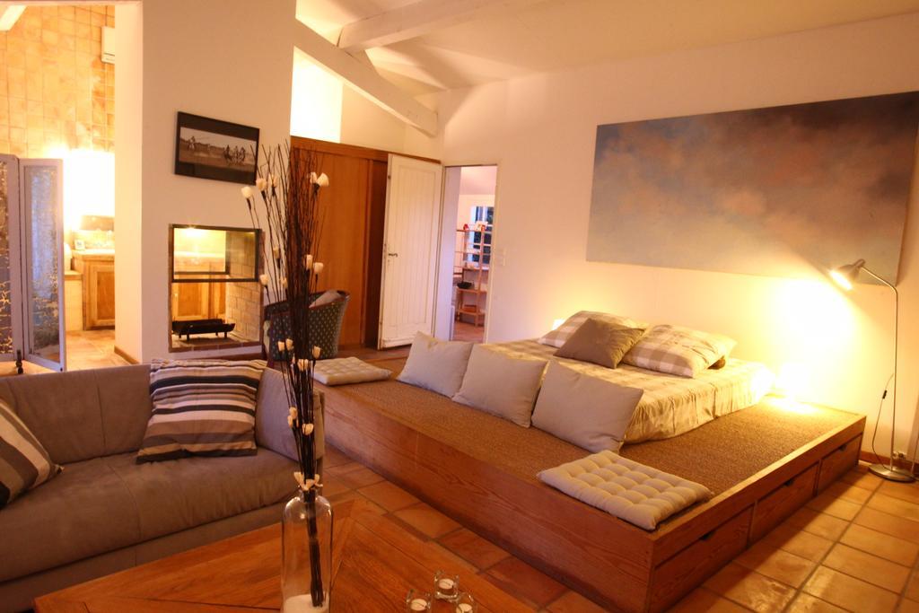 Mas Du Pont De Laute Villa Le Cailar Dış mekan fotoğraf