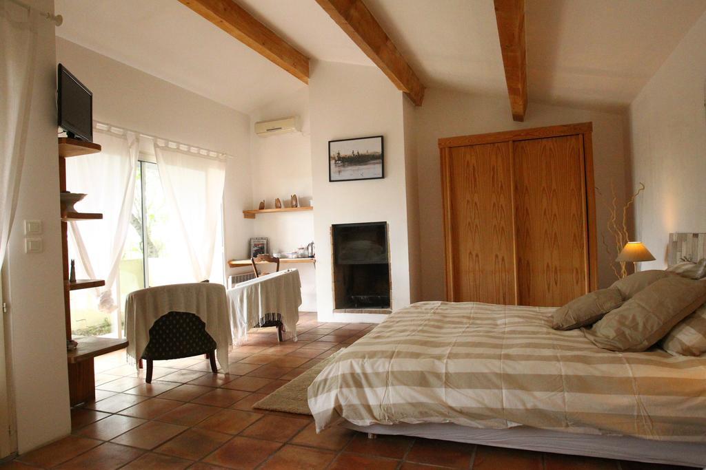 Mas Du Pont De Laute Villa Le Cailar Dış mekan fotoğraf